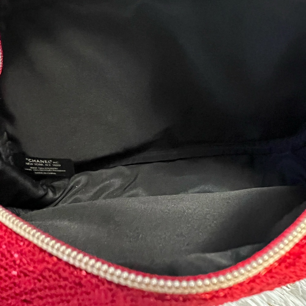 CHANEL MAKEUP BAG POUCH AUTHENTIC - Picture 10 of 11